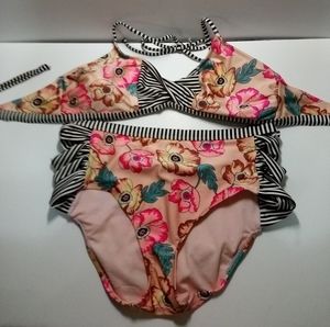 Floral Design 2 Piece Bathing Suit